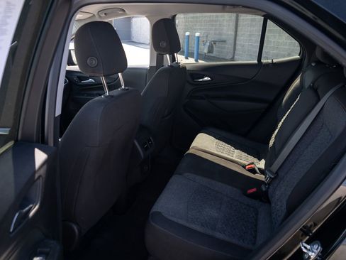 Used 2024 Chevrolet Equinox LT image 18