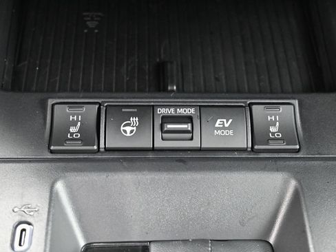 Used 2026 Toyota Corolla Cross AWD Hybrid w/ Convenience Package image 24