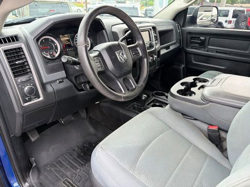 Used 2017 RAM 2500 Tradesman w/ Chrome Appearance Group AWD/4WD image 34