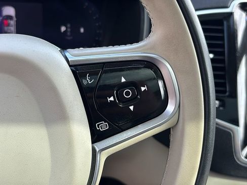 Certified 2023 Volvo XC90 B6 Plus w/ Protection Package AWD/4WD image 19