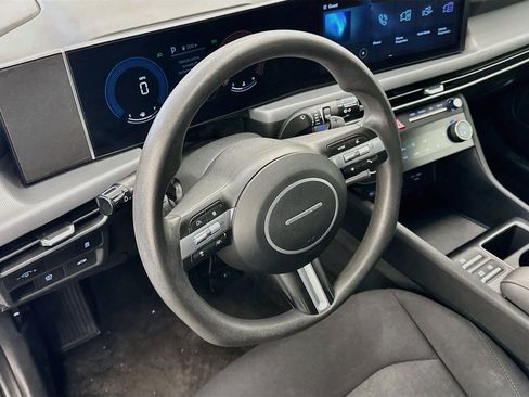 Used 2025 Hyundai Sonata SEL FWD image 18