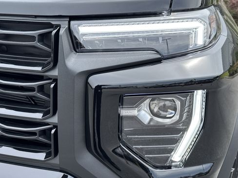 New 2026 GMC Canyon Elevation w/ Convenience Package AWD/4WD image 6