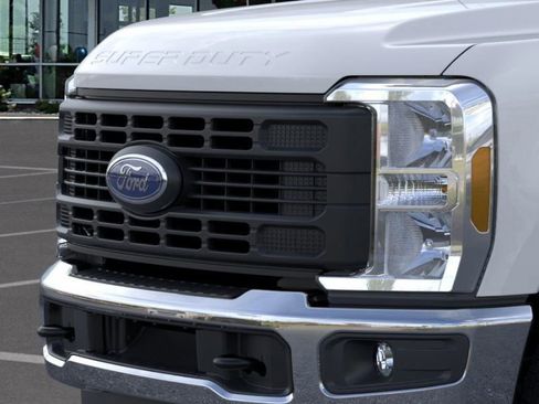 New 2026 Ford F250 XL image 18