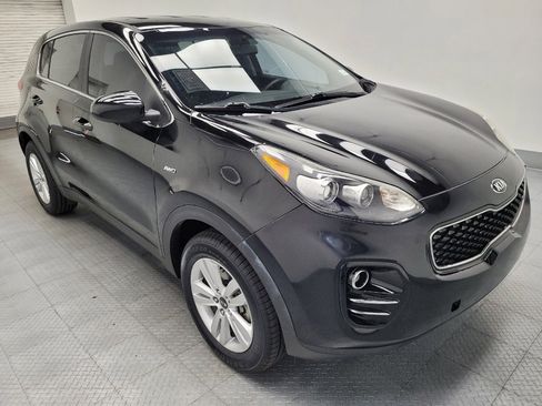 Used 2017 Kia Sportage LX AWD/4WD image 11