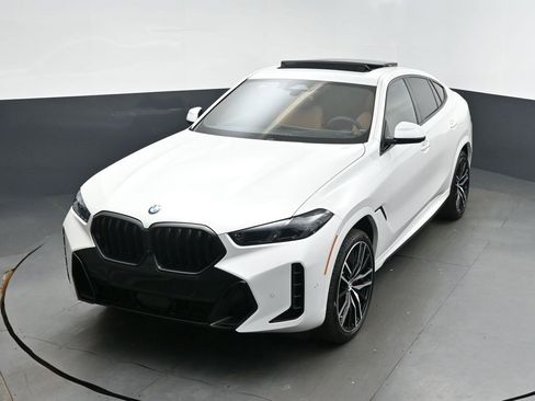 New 2026 BMW X6 xDrive40i w/ Climate Comfort Package image 30