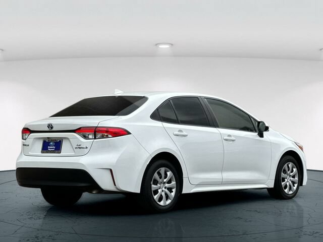 Used 2024 Toyota Corolla LE FWD image 6
