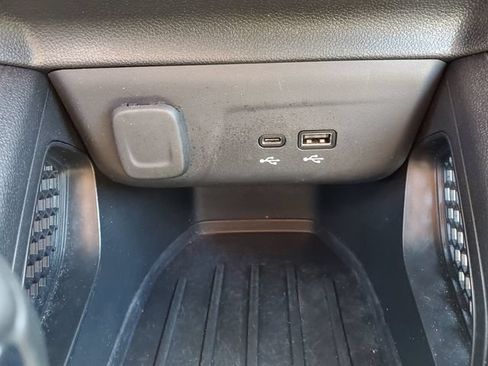 Certified 2024 Chevrolet TrailBlazer LT w/ LT Cold Weather Package FWD image 30