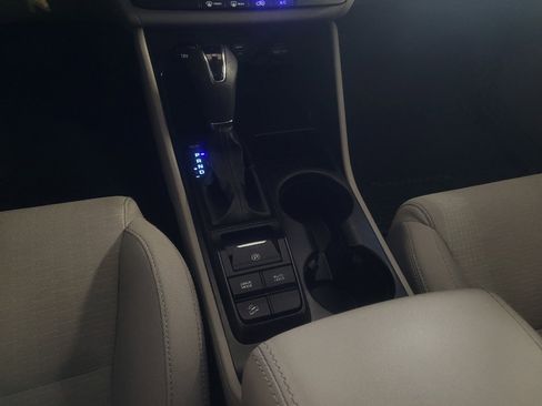 Used 2019 Hyundai Tucson SE AWD/4WD image 26