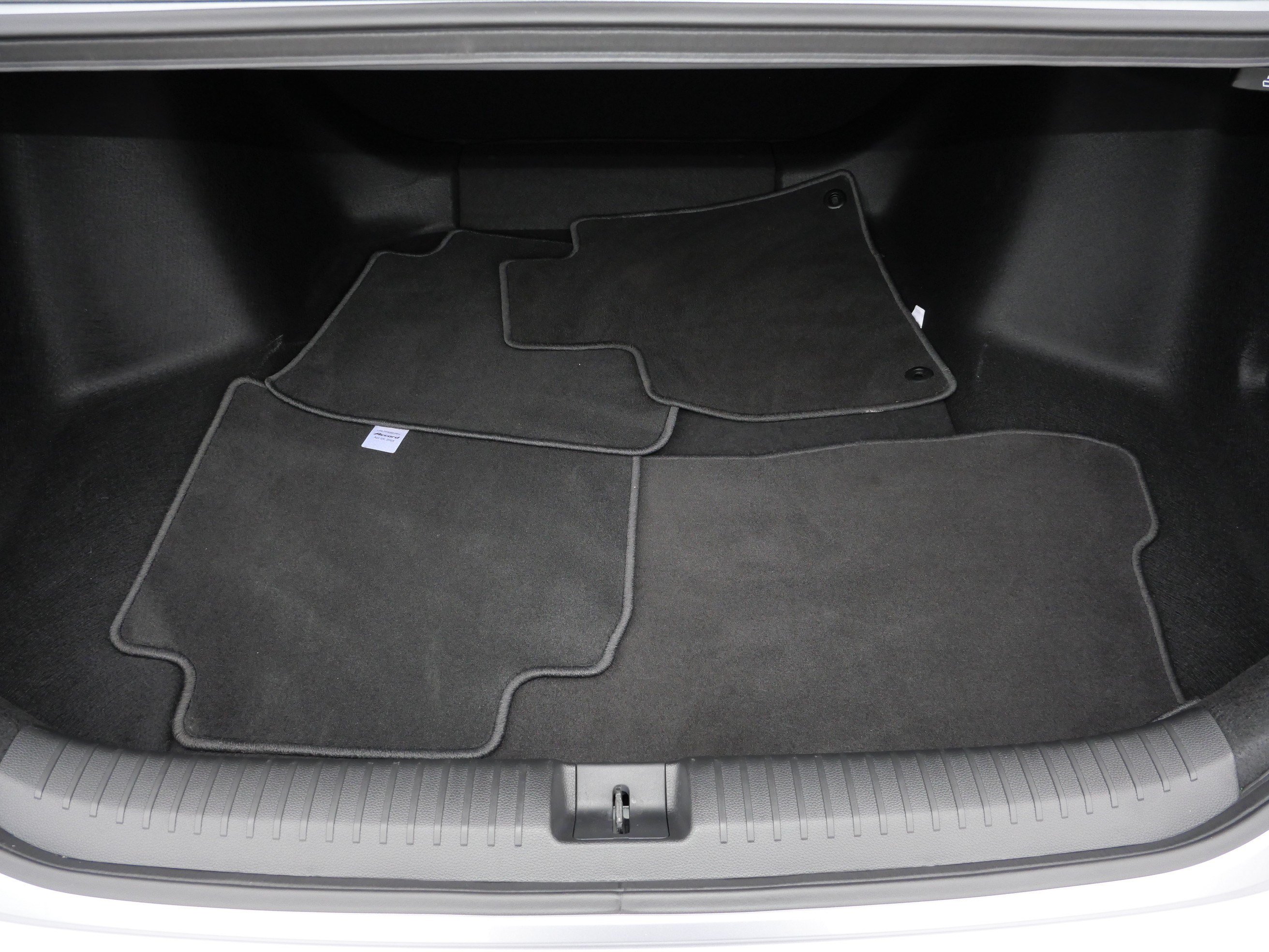 Used 2025 Honda Accord LX image 18