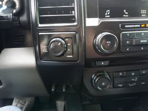 Used 2018 Ford F150 XL w/ Equipment Group 101A Mid AWD/4WD image 12