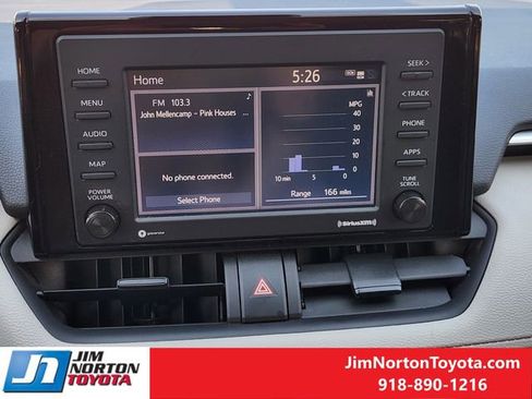 Used 2022 Toyota RAV4 XLE AWD/4WD image 18