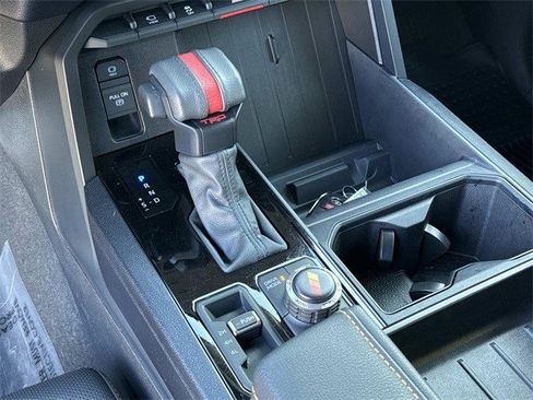 Used 2025 Toyota Tundra Limited image 22