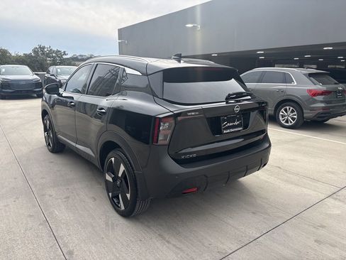 Used 2025 Nissan Kicks SR image 8