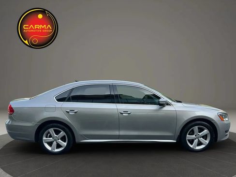 Used 2012 Volkswagen Passat TDI SE FWD image 6