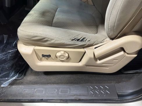 Used 2014 Ford F150 XLT w/ Equipment Group 302A Luxury image 10