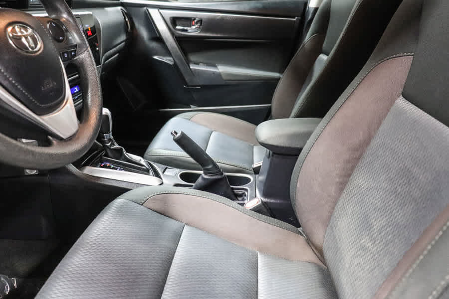 Certified 2019 Toyota Corolla LE FWD image 20