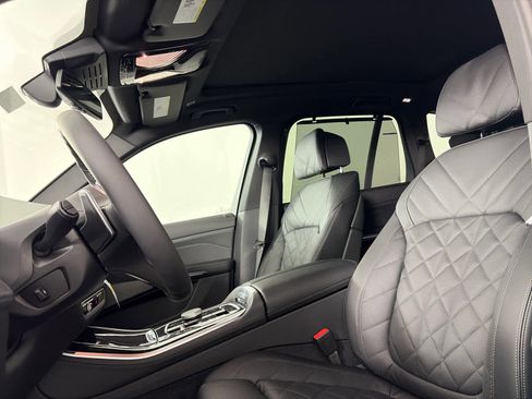 New 2026 BMW X5 sDrive40i w/ M Sport Package image 15