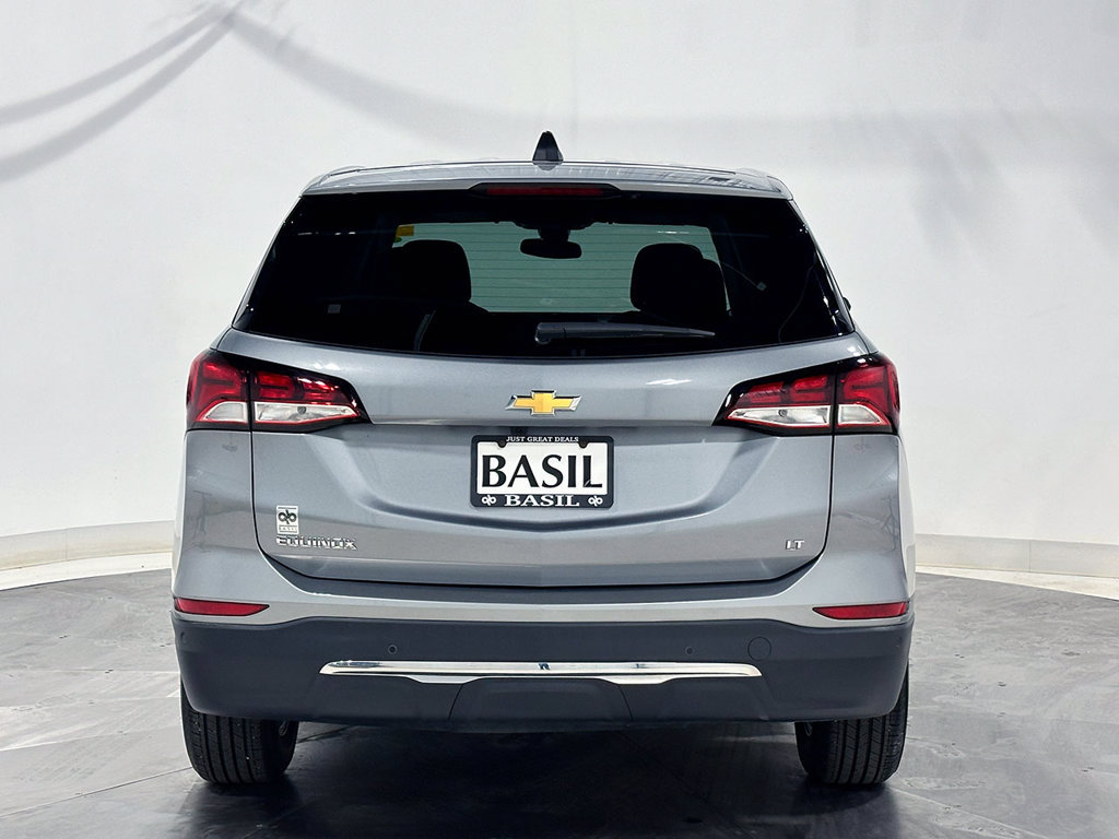 Used 2024 Chevrolet Equinox LT FWD image 12