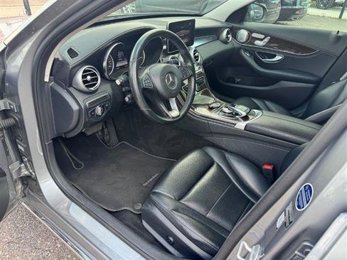 Used 2015 Mercedes-Benz C 300 4MATIC Sedan image 9