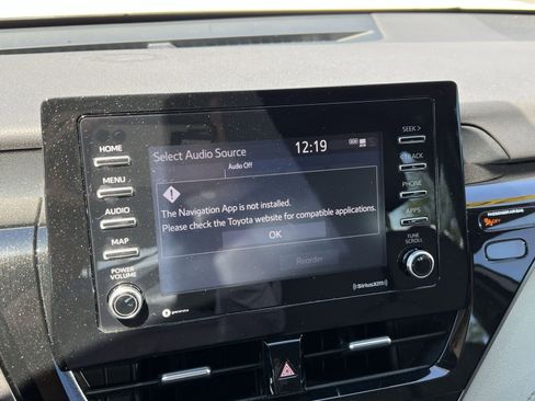 Used 2023 Toyota Camry SE image 17