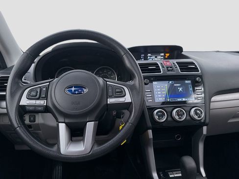 Used 2018 Subaru Forester 2.5i Premium w/ All-Weather Package AWD/4WD image 27