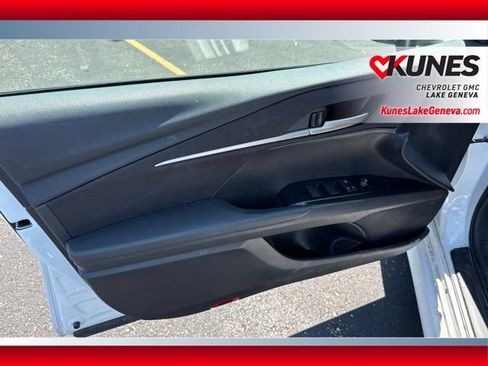 Used 2025 Toyota Camry LE FWD image 12