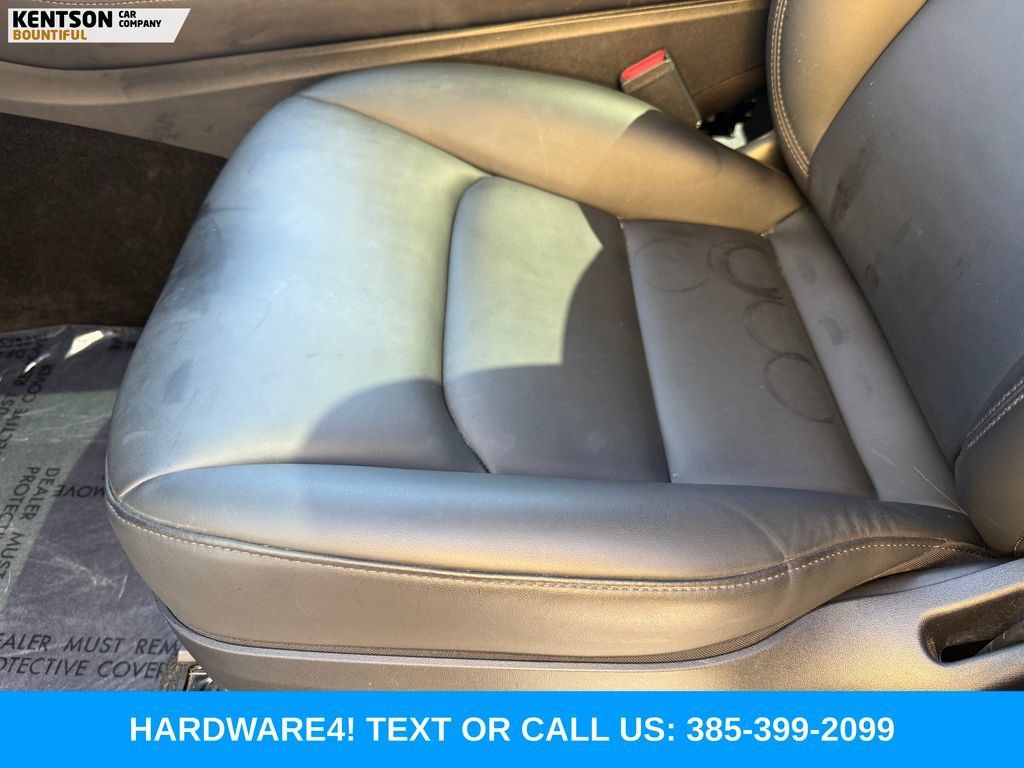 Used 2023 Tesla Model Y Long Range AWD/4WD image 28