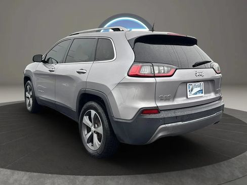 Used 2019 Jeep Cherokee Limited AWD/4WD image 9