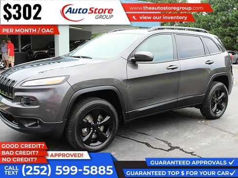 Used 2017 Jeep Cherokee High Altitude w/ Luxury Group AWD/4WD image 2