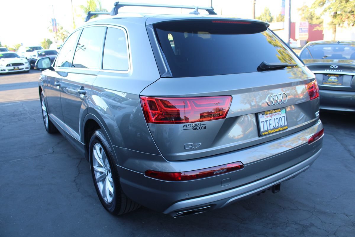 Used 2017 Audi Q7 3.0T Premium Plus AWD/4WD image 5