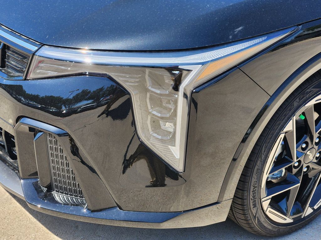 New 2026 Kia K4 GT-Line FWD image 8