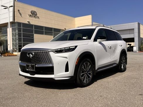 New 2026 INFINITI QX60 Luxe image 1