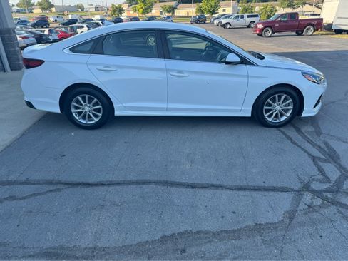 Used 2018 Hyundai Sonata ECO image 2