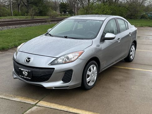 Used 2012 MAZDA MAZDA3 i Sport image 1