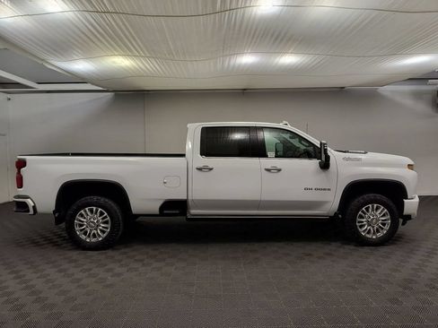 Used 2021 Chevrolet Silverado 3500 High Country w/ Z71 Off-Road Package AWD/4WD image 8