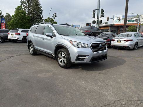 Used 2019 Subaru Ascent Premium AWD/4WD image 8