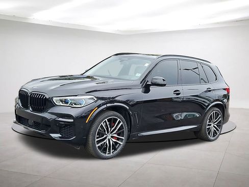 Used 2023 BMW X5 M50i w/ Executive Package image 3
