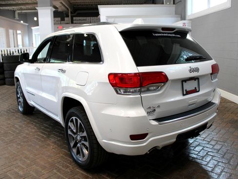 Used 2018 Jeep Grand Cherokee Overland image 6