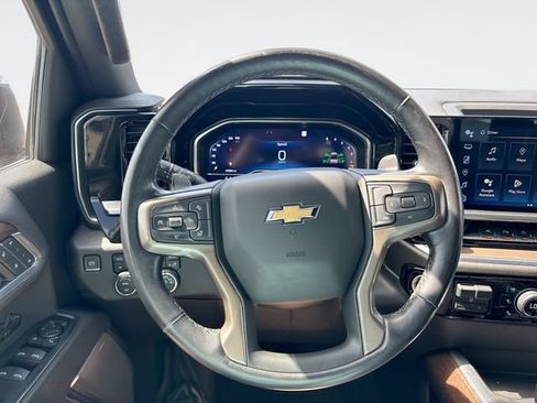 Used 2022 Chevrolet Silverado 1500 High Country w/ Z71 Off-Road Package AWD/4WD image 14