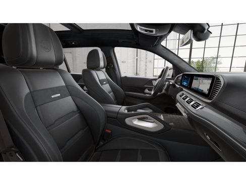 New 2026 Mercedes-Benz GLS 63 AMG 4MATIC image 3