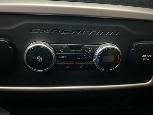 Used 2023 Ford Expedition Limited AWD/4WD image 28