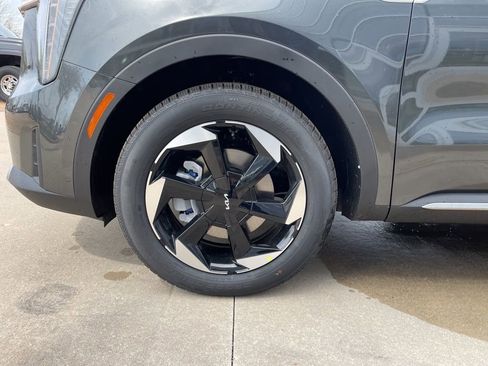 New 2026 Kia Sorento EX AWD/4WD image 16