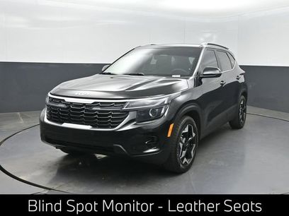 Used 2025 Kia Seltos EX