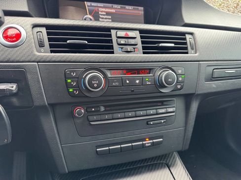 Used 2011 BMW M3 Coupe image 12