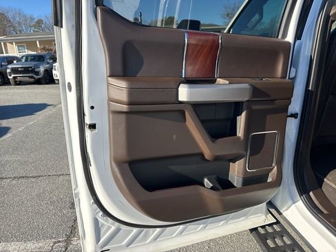 Used 2020 Ford F350 King Ranch w/ Tremor Off-Road Package image 28