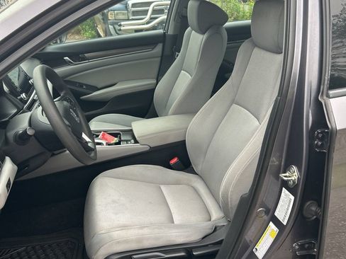 Used 2019 Honda Accord LX image 3