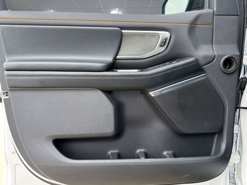 Used 2025 Ford Expedition Tremor AWD/4WD image 12