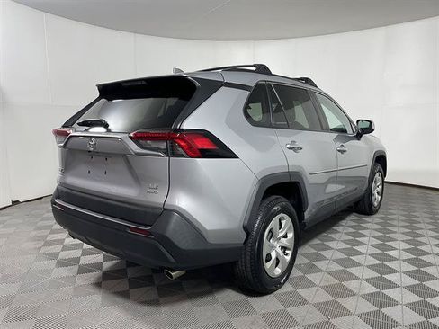 Certified 2019 Toyota RAV4 LE AWD/4WD image 7