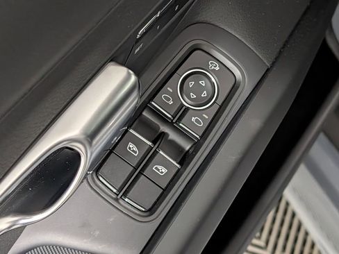 Used 2025 Porsche 718 Cayman image 24