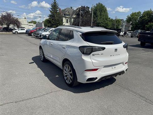 Used 2025 Buick Encore GX Avenir w/ Avenir Technology Package AWD/4WD image 15